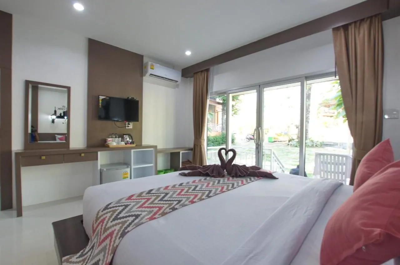 Khum Maikaew Resort Ko Lanta