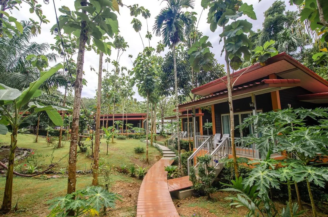 Khum Maikaew Resort Ko Lanta