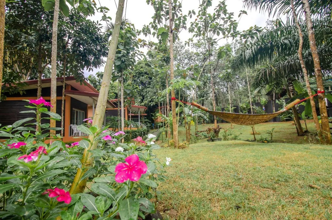 Khum Maikaew Resort Ko Lanta