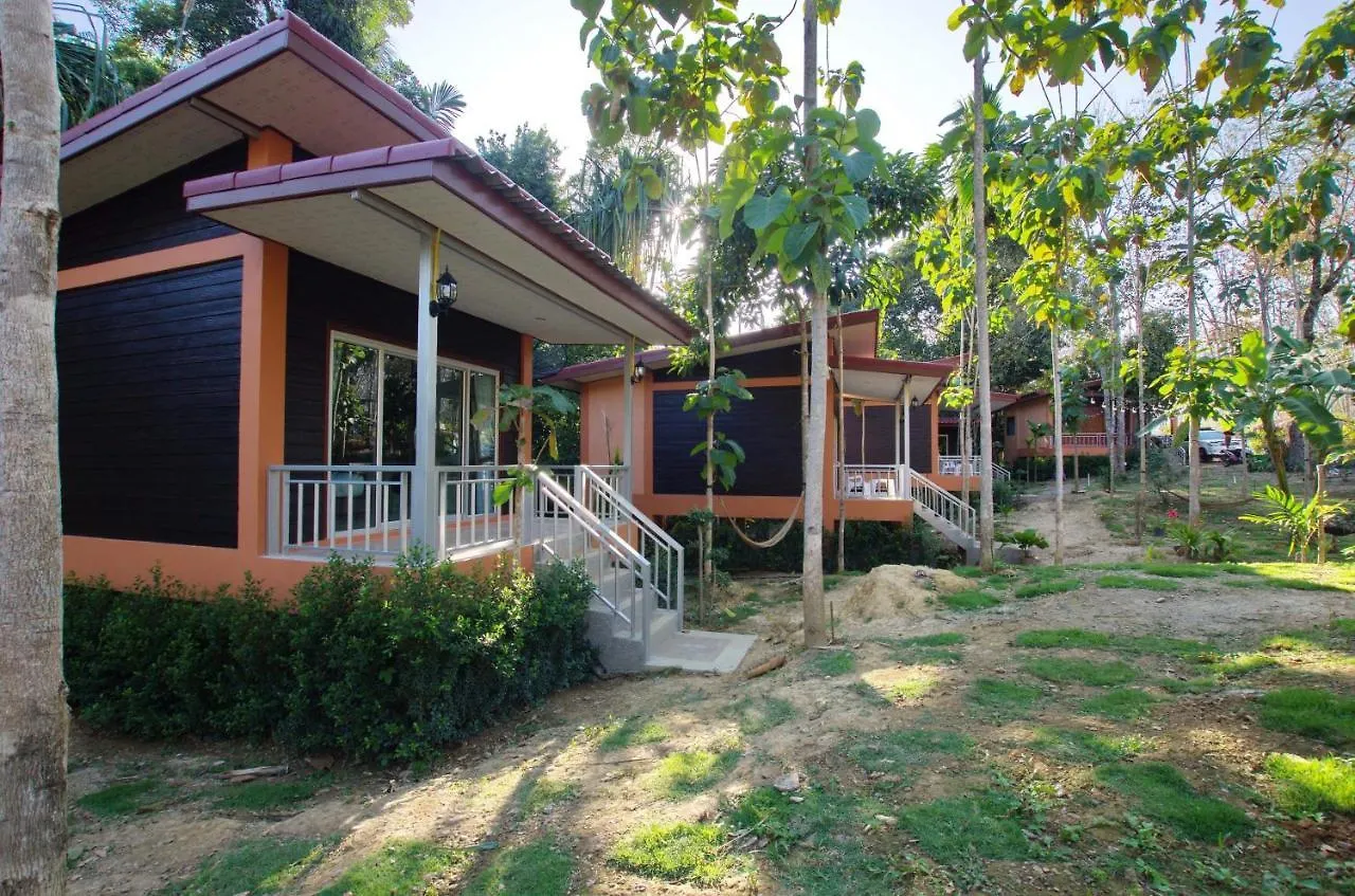Khum Maikaew Resort Ko Lanta