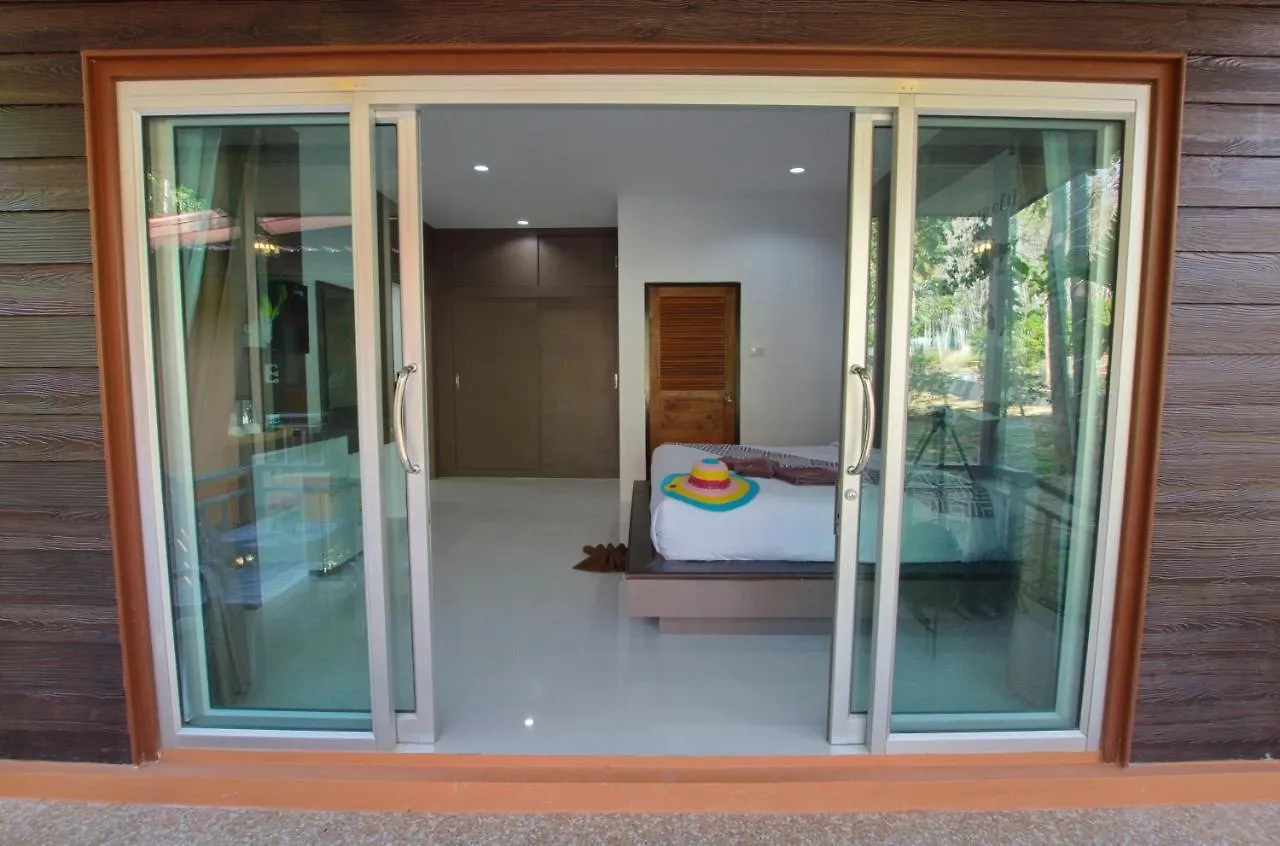 Khum Maikaew Resort Ko Lanta