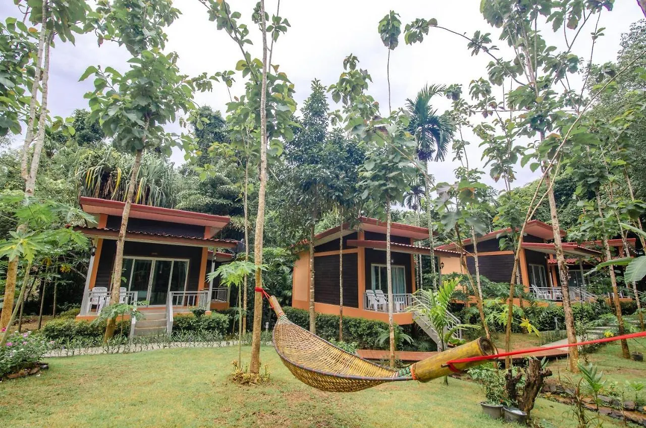Khum Maikaew Resort Ko Lanta